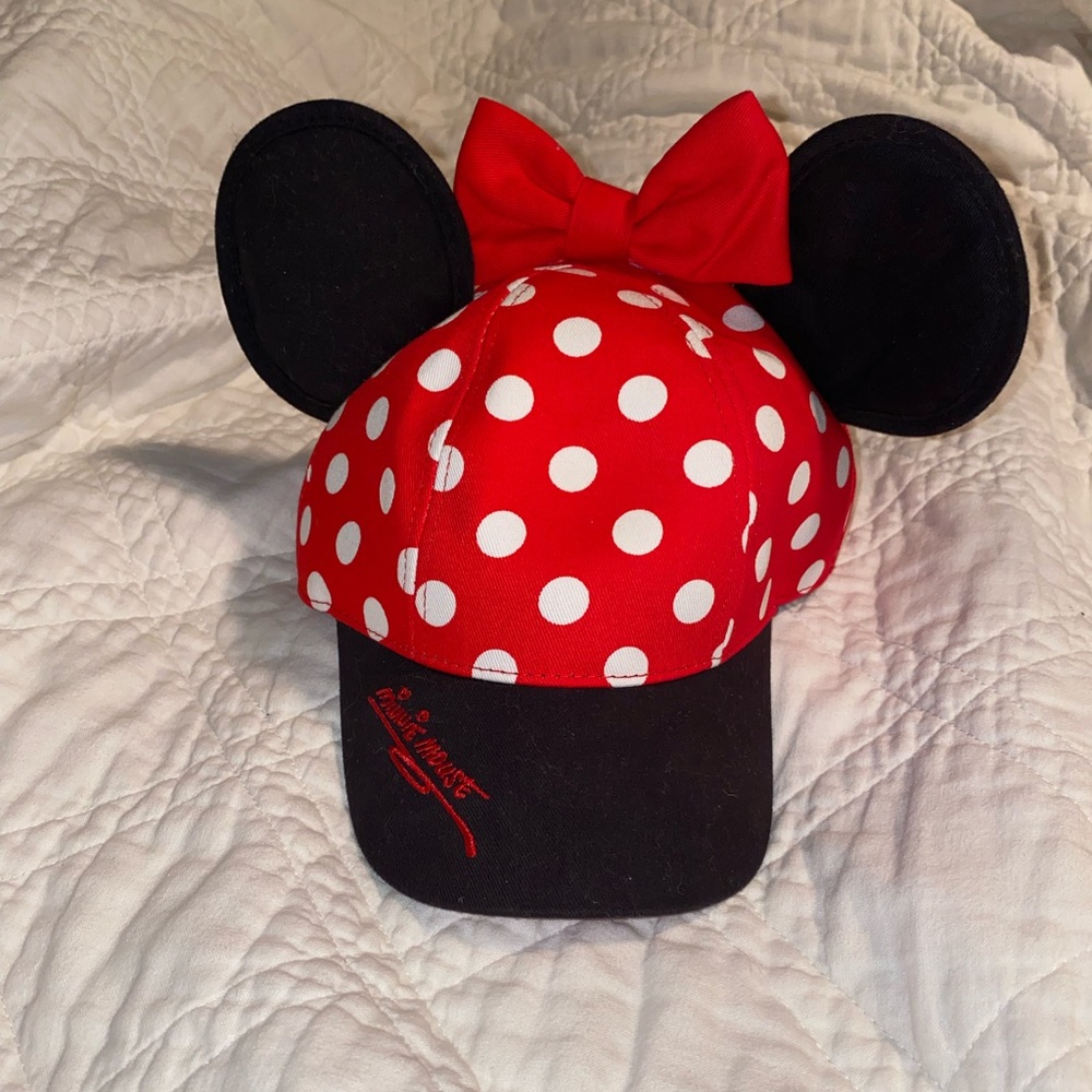 Disneyland Minnie Mouse adjustable hat